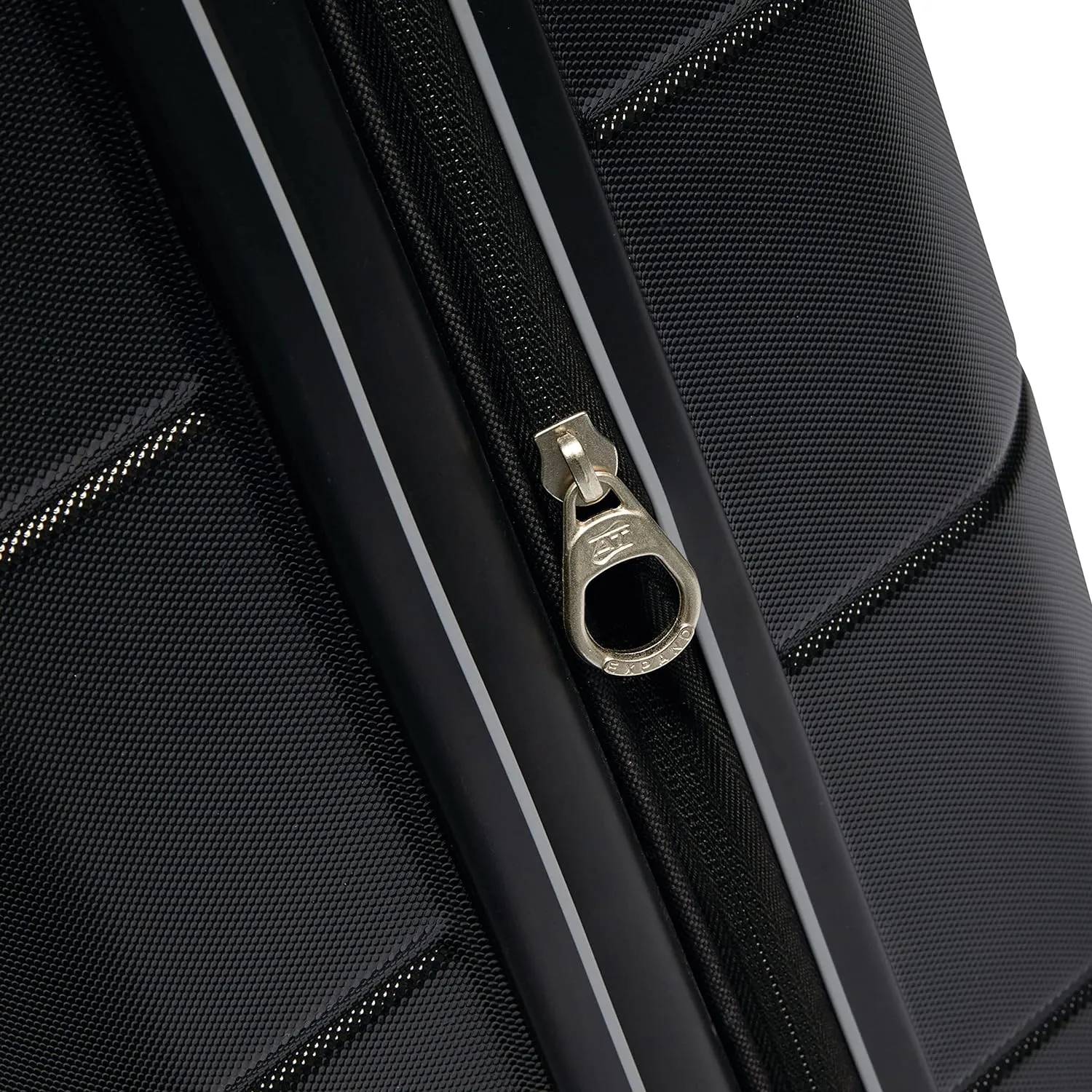 American Tourister Stratum 2.0 Expandable Hardside Luggage with Spinner Wheels, 28" SPINNER, Jet Black