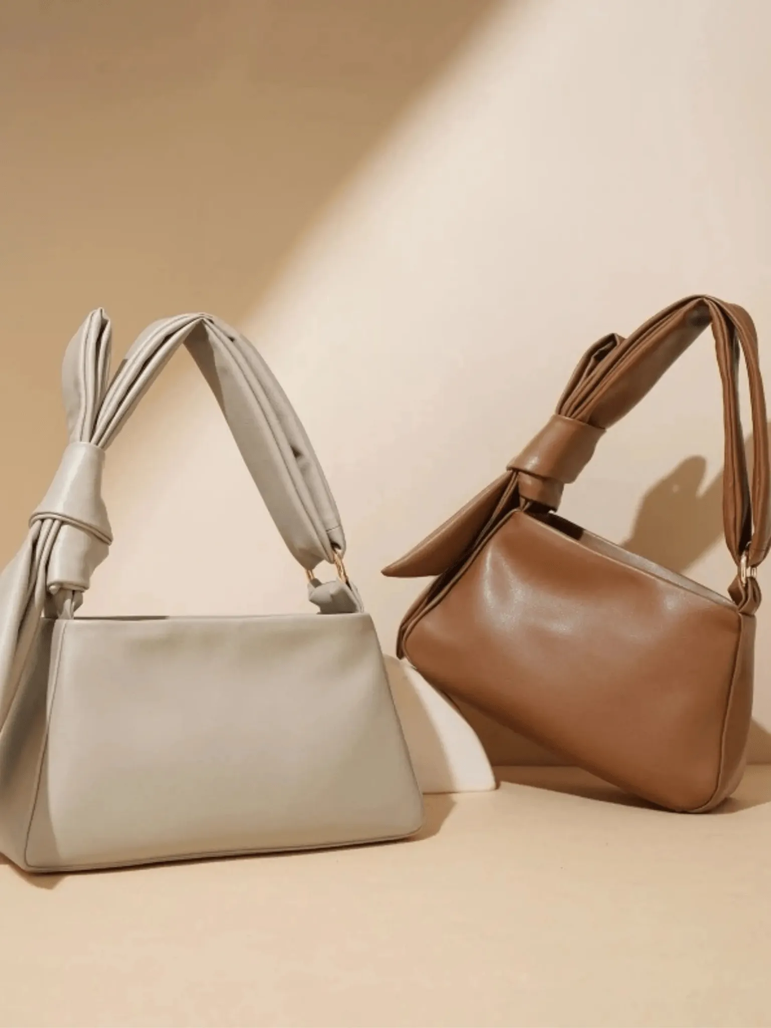 Bella |  Special Handbag with bow