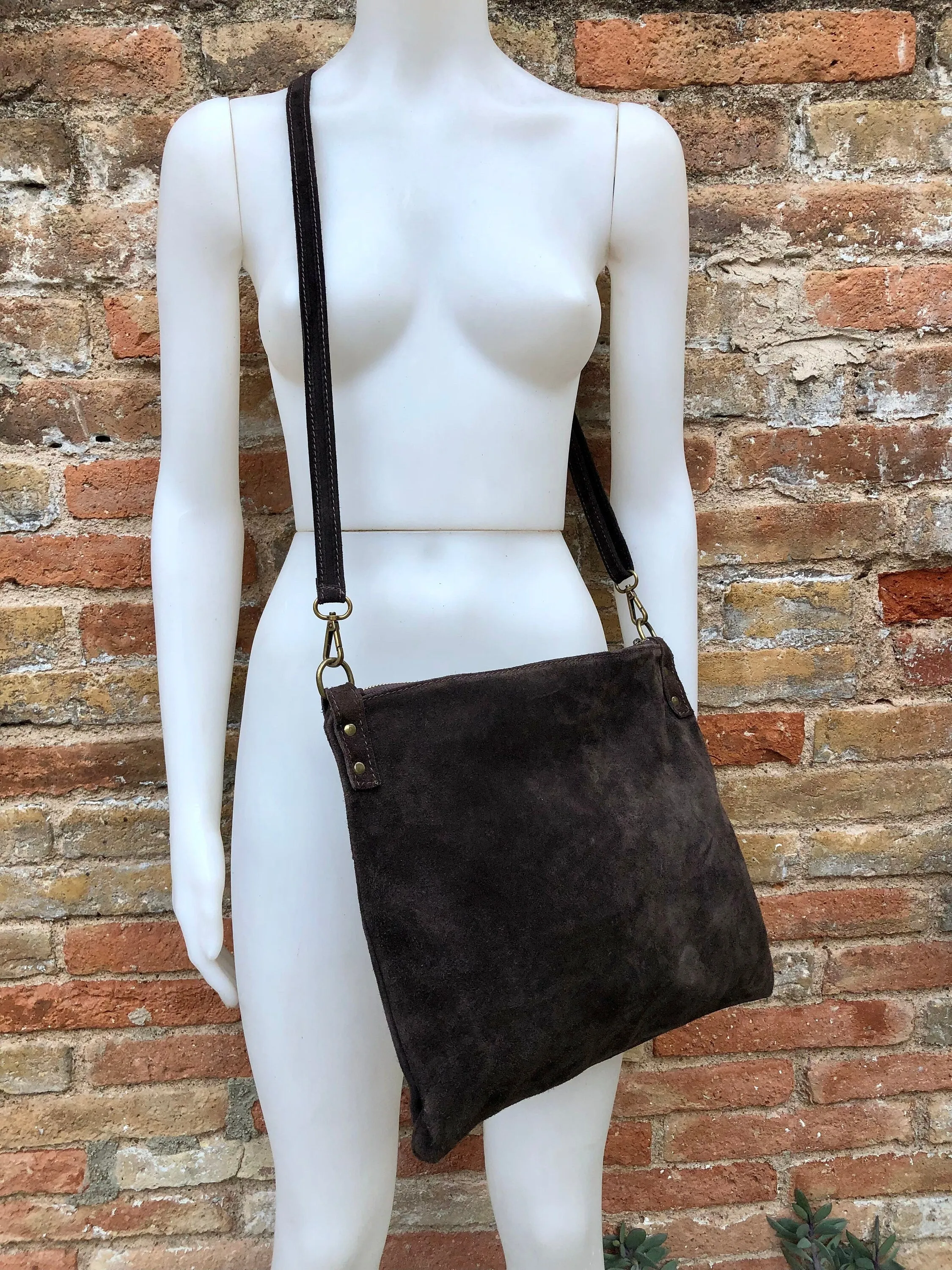 Dark brown suede messenger bag: 1 GUITAR strap   1 suede strap. Genuine leather crossbody / shoulder bag. Brown purse   embroidered strap