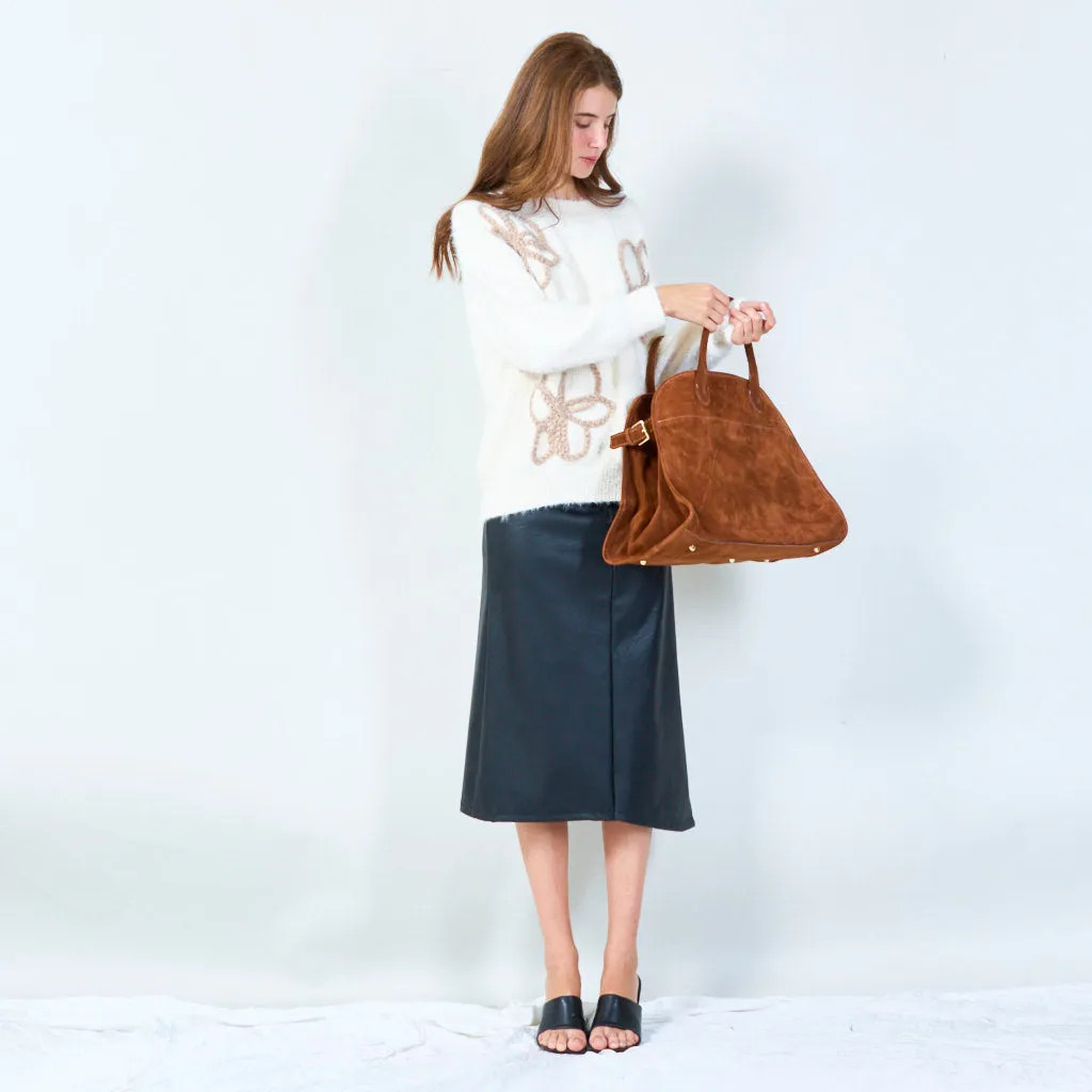 Elegant structured handbag with sturdy handles wholesale