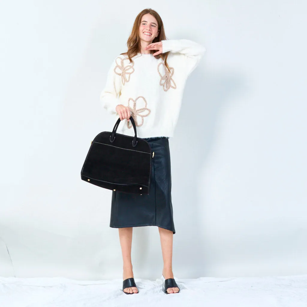 Elegant structured handbag with sturdy handles wholesale