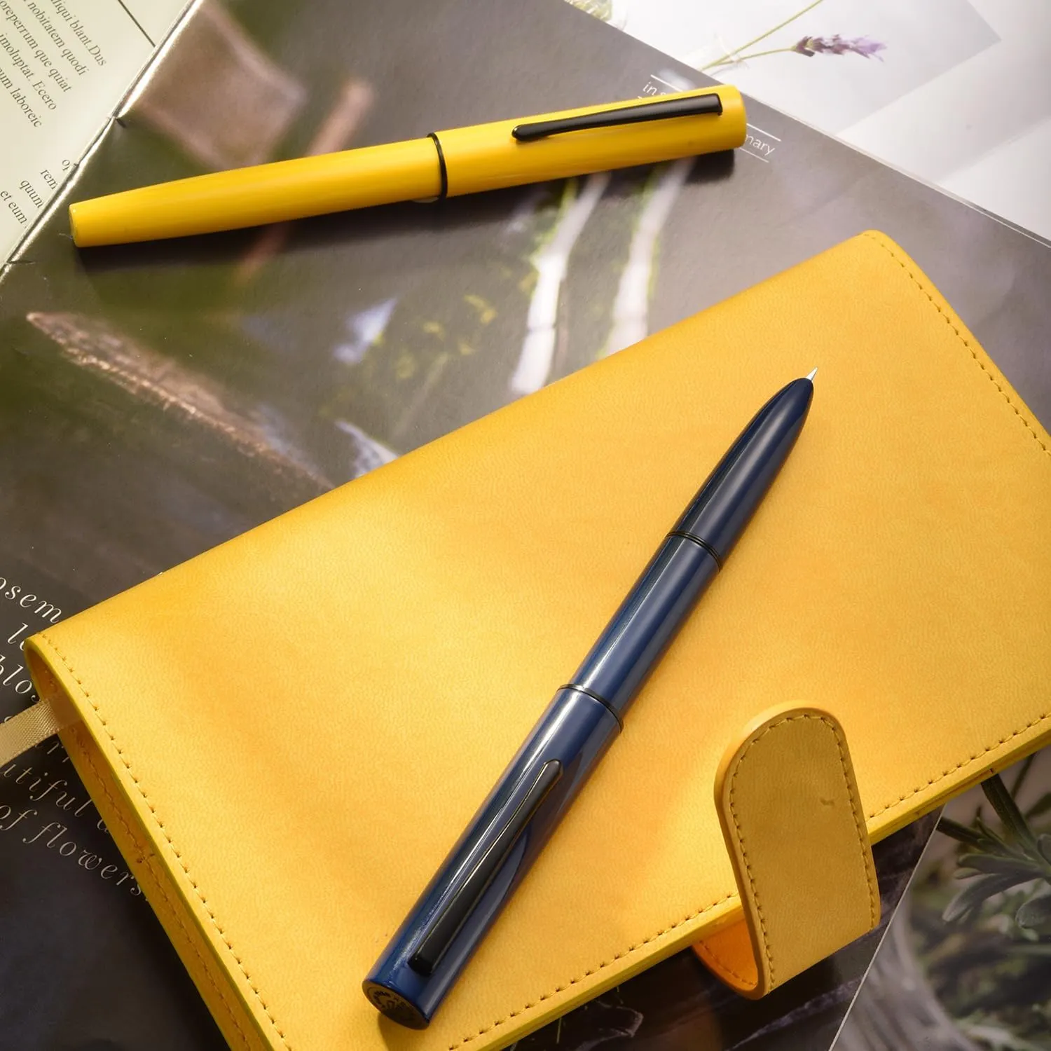 Hongdian C1 Fountain Pen Extra Fine Nib, Dark Green & Classic Retro Design Metal Pen with Ink Converter