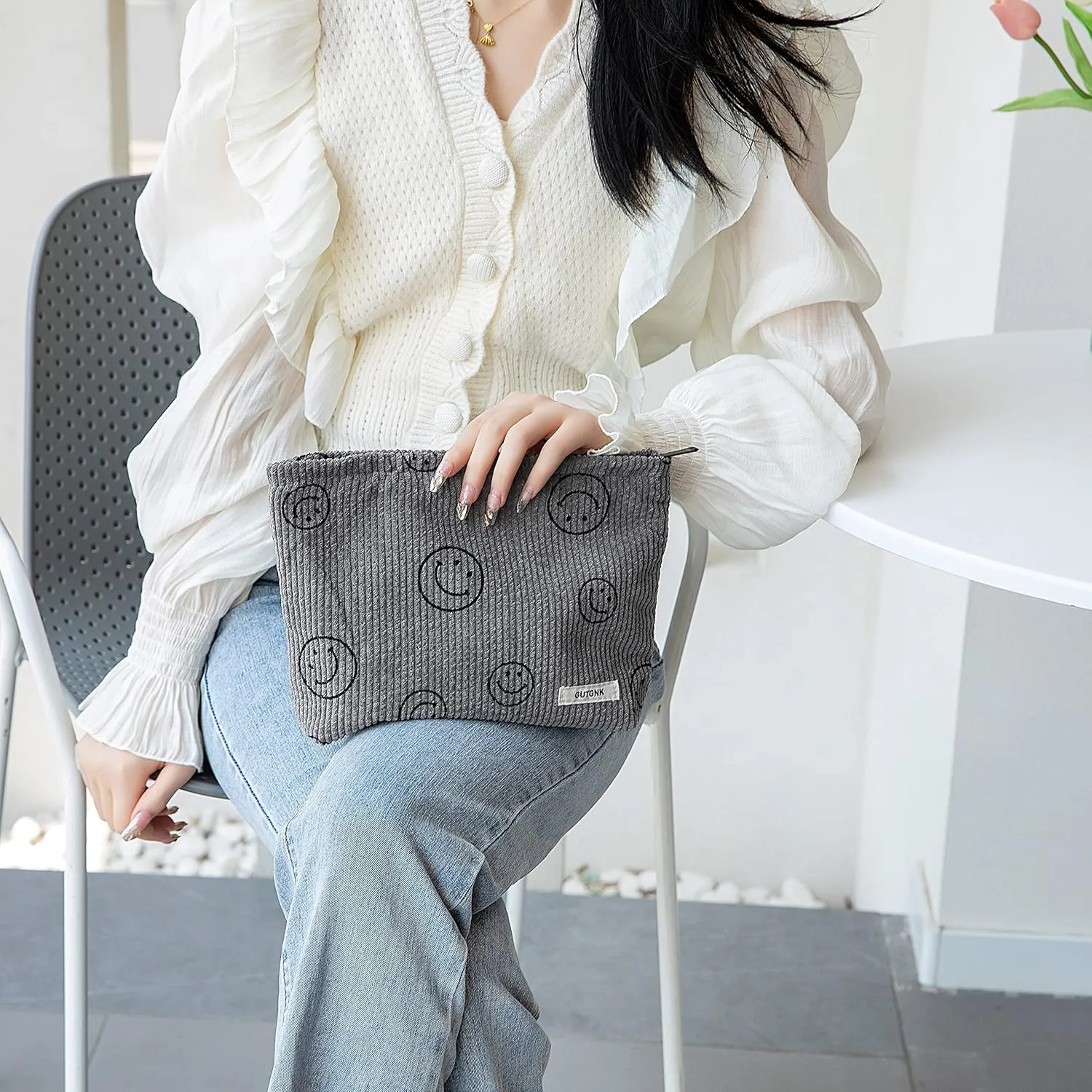 Makeup bag for Women, Corduroy Cosmetic Bag Aesthetic Design Ladies Tote Bag,Cute Smiley Face Makeup Organizer with Zipper - Gray