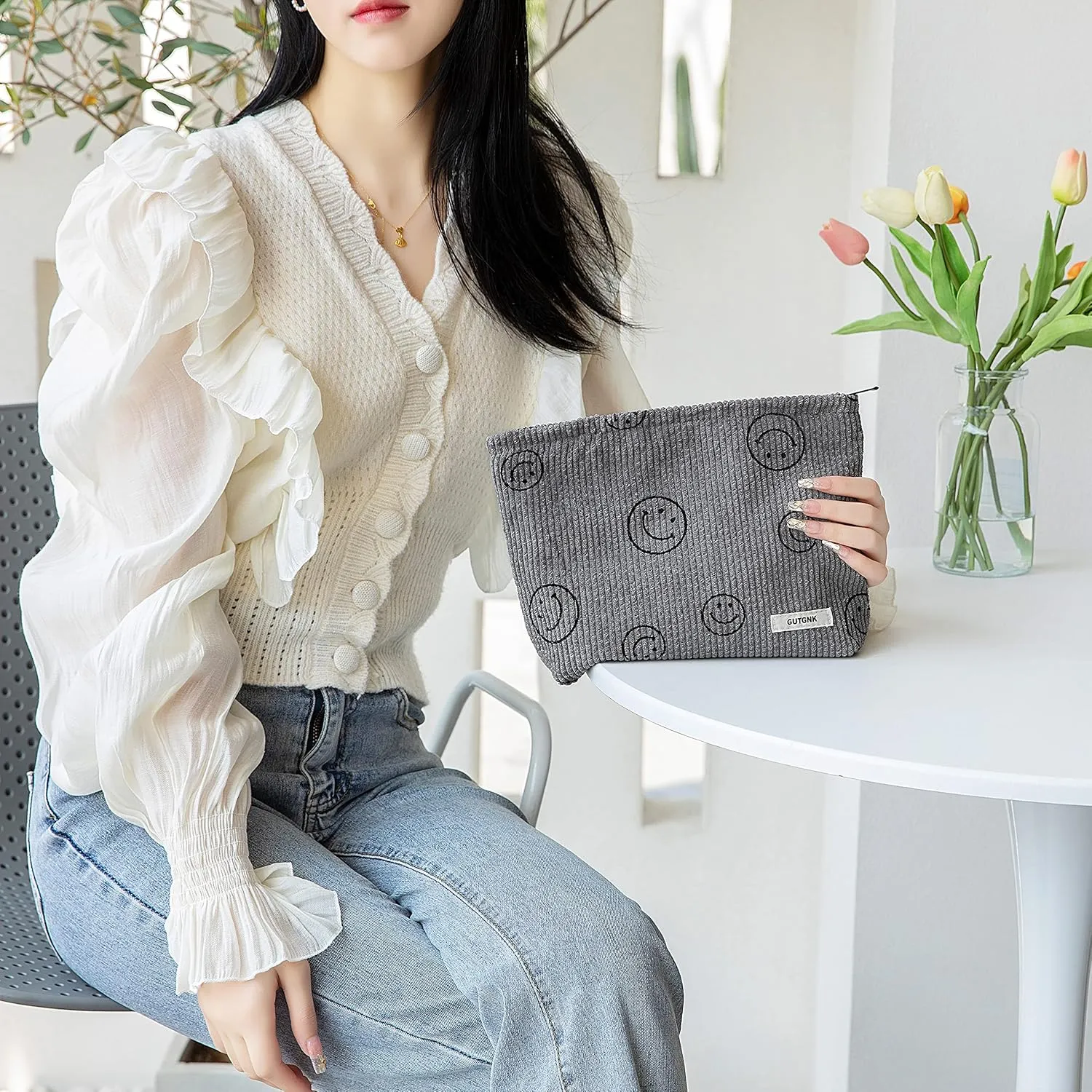 Makeup bag for Women, Corduroy Cosmetic Bag Aesthetic Design Ladies Tote Bag,Cute Smiley Face Makeup Organizer with Zipper - Gray