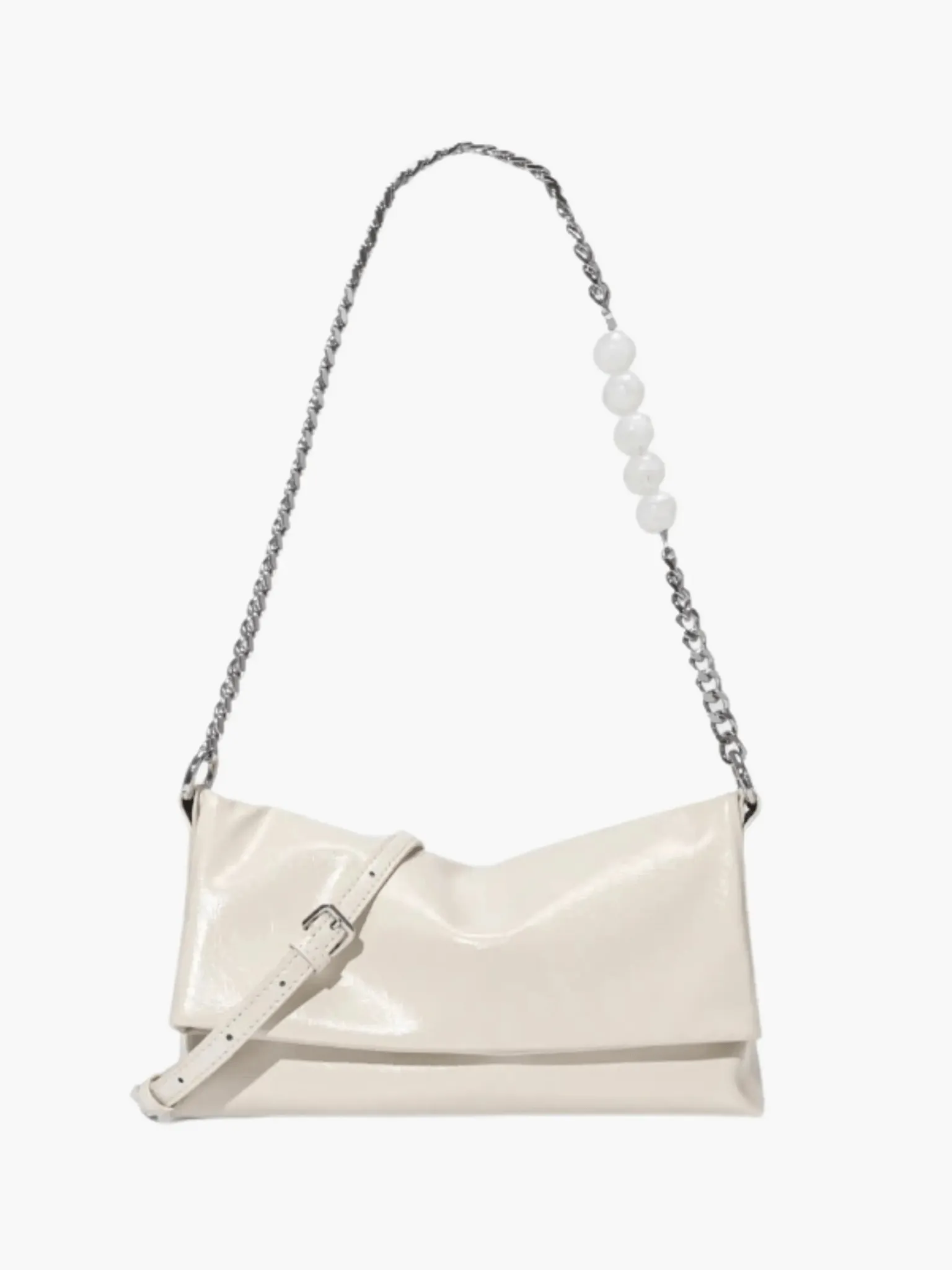 Noelle | Sleek Shoulder Bag with Chain and Pearl Detail