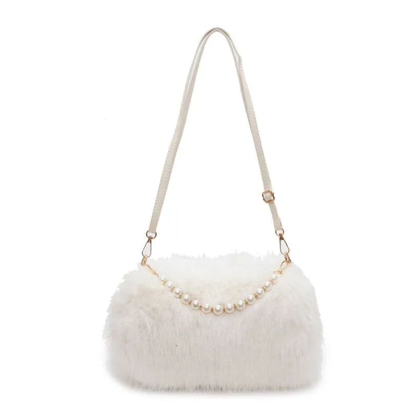 Plush Pearl Chain Shoulder Bag – Chic & Versatile for Autumn and Winter
