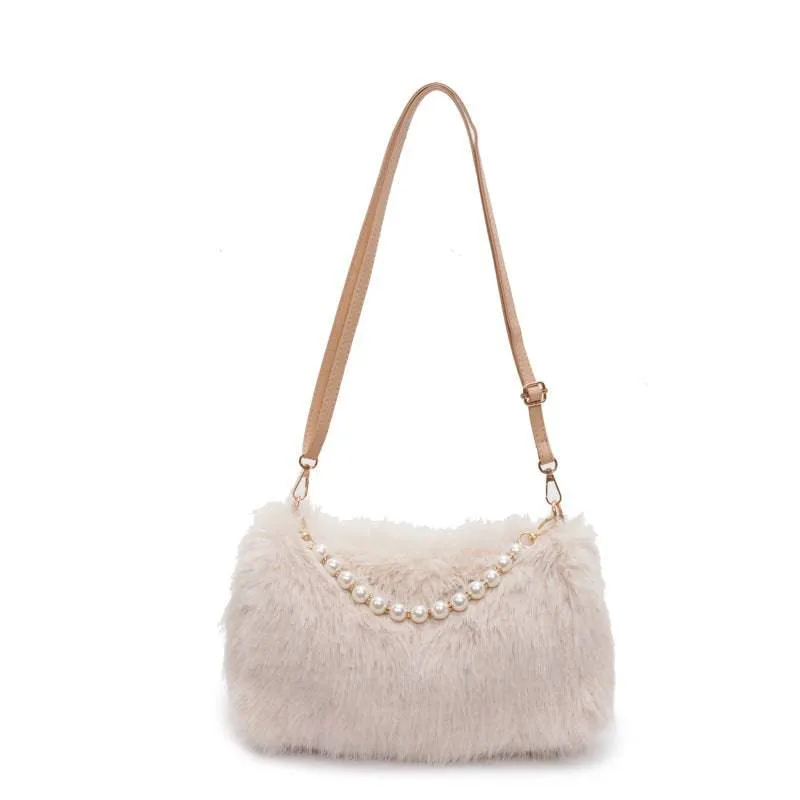 Plush Pearl Chain Shoulder Bag – Chic & Versatile for Autumn and Winter