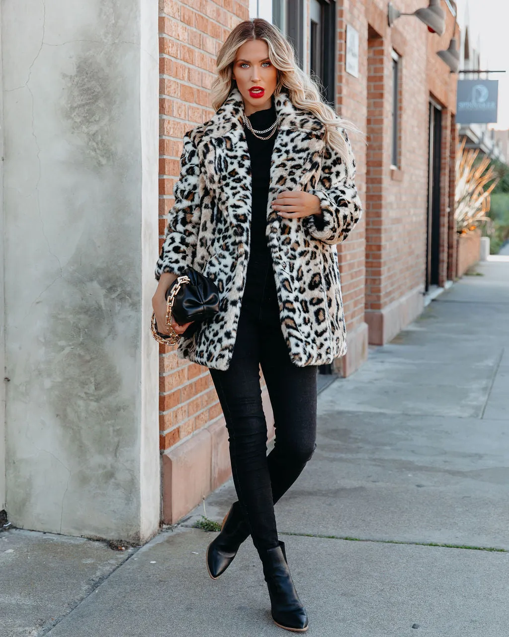 TastyHottie - Ladies Night Pocketed Faux Fur Coat