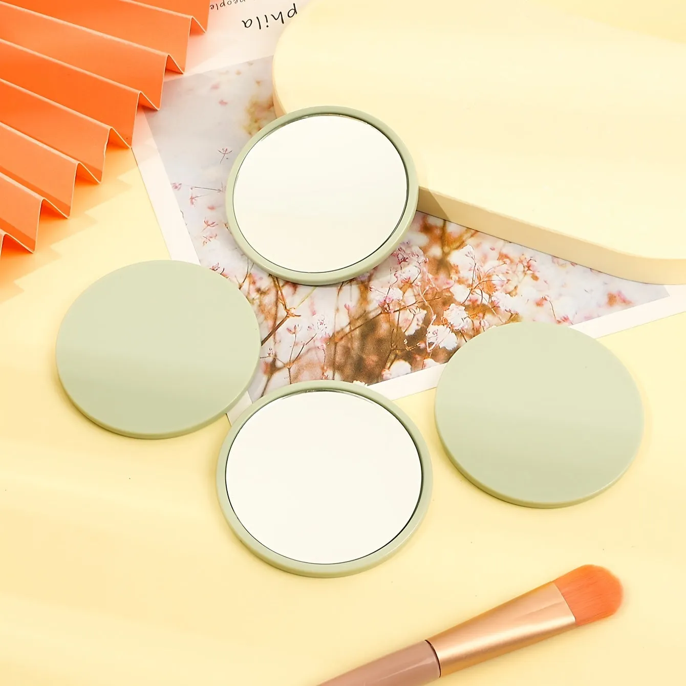 Travelfriendly Small Round Mirror for Makeup onthego