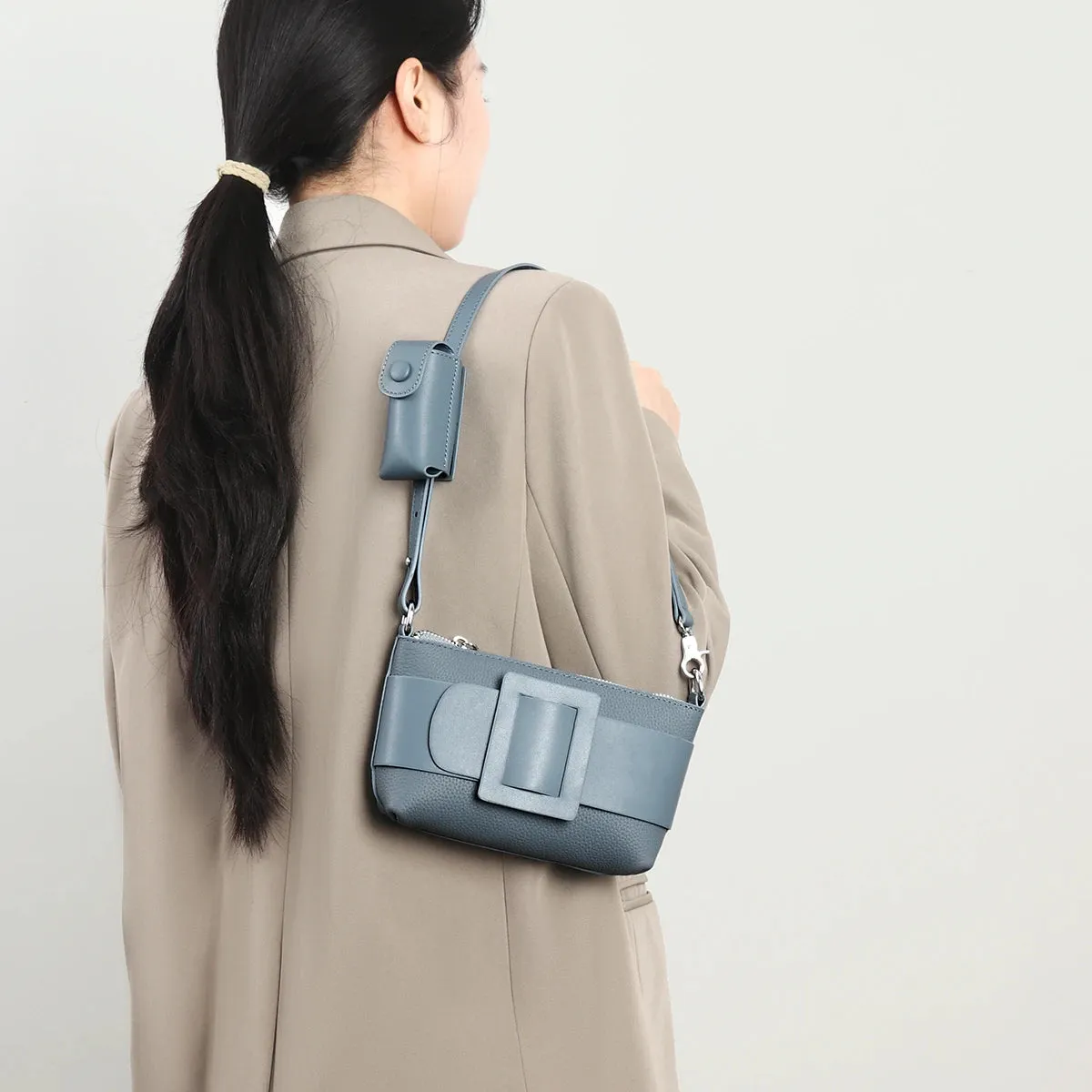 Trend4us Chic Buckle Accent Crossbody Bag